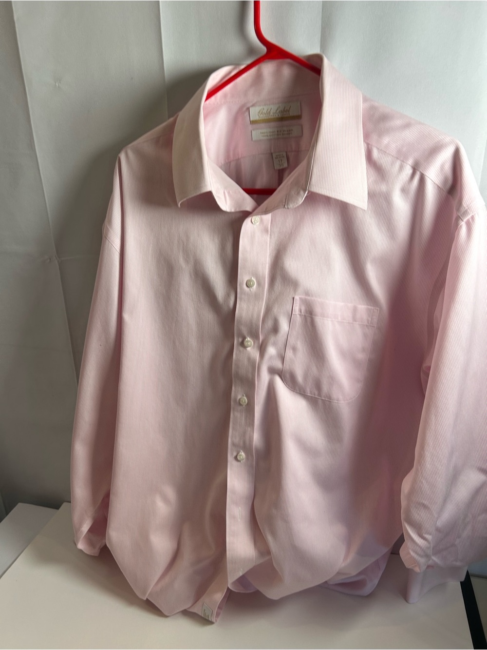 Roundtree & Yorke Pale Pink Long-Sleeve Dress Shirt